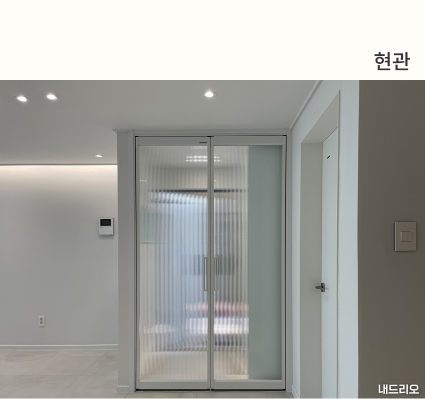 1_현관.jpg