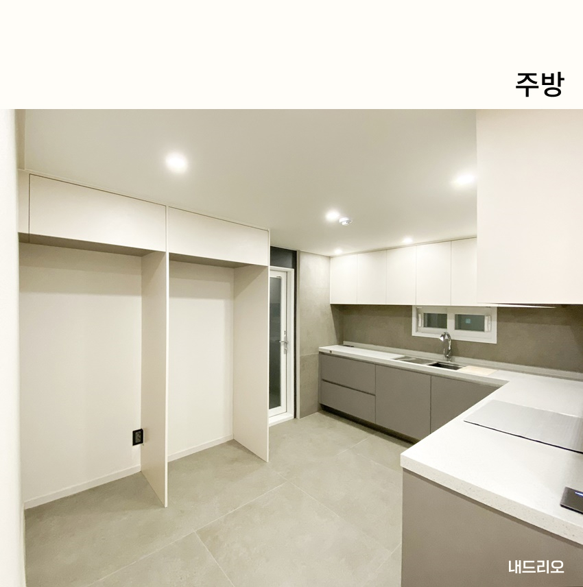 03. 페이지.jpg