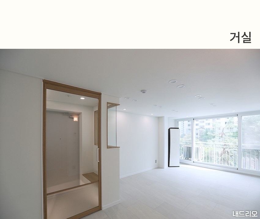 2_거실-100.jpg