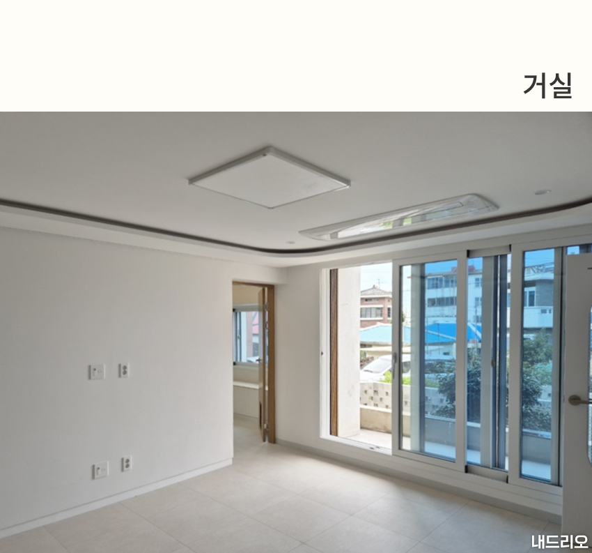 2_거실-100.jpg