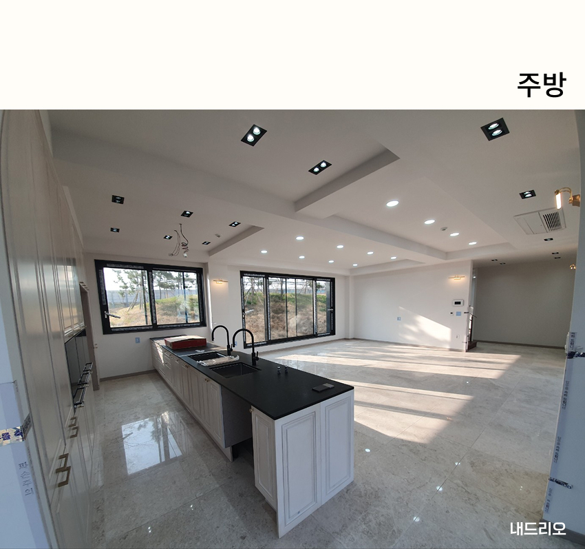 03. 페이지.jpg