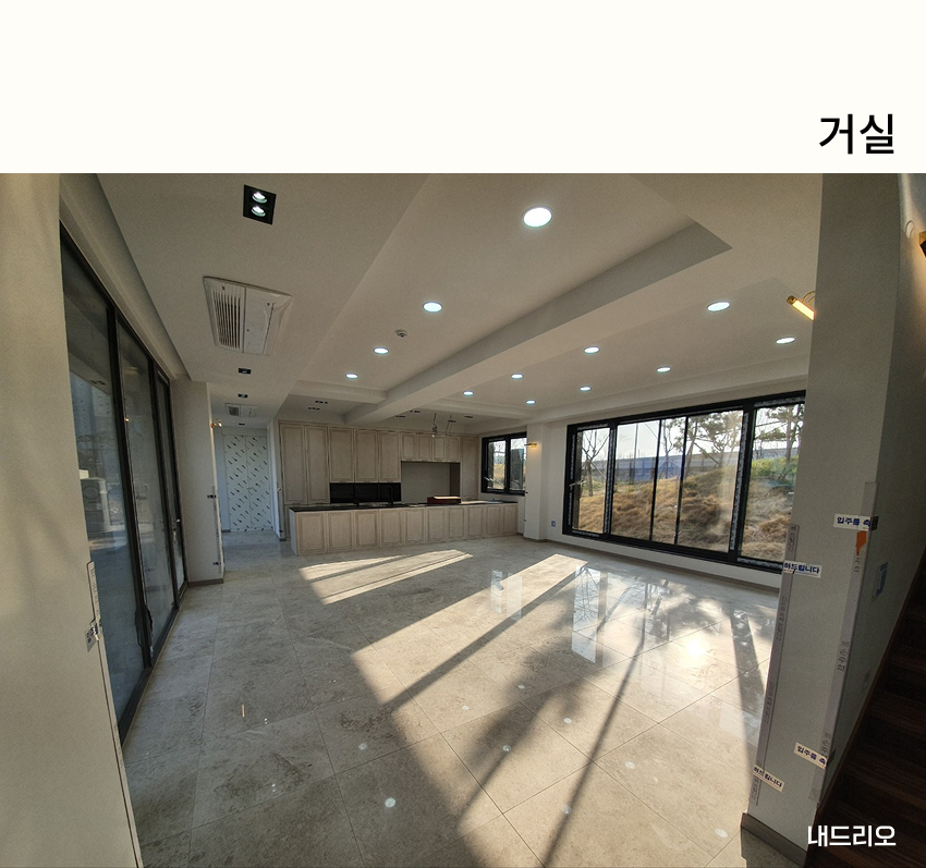 02. 페이지.jpg
