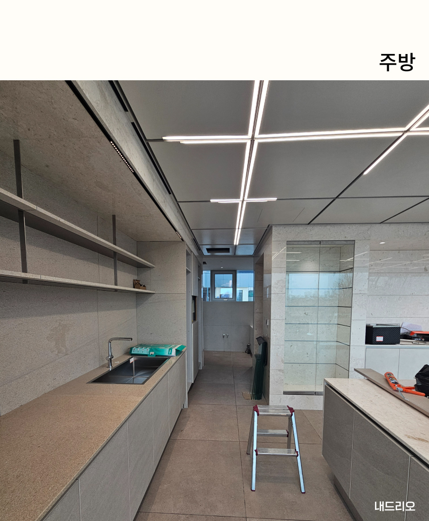 03. 페이지.jpg