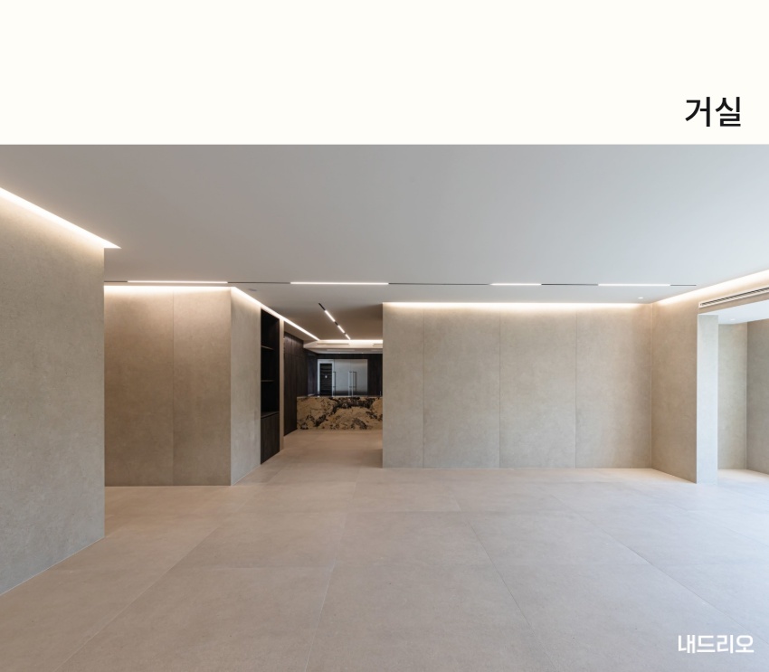2_거실.jpg