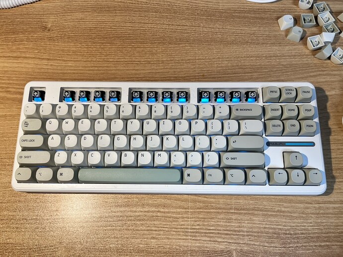 7DB2C1C9-0279-4E89-8AC1-43315B8C51F4_1_105_c