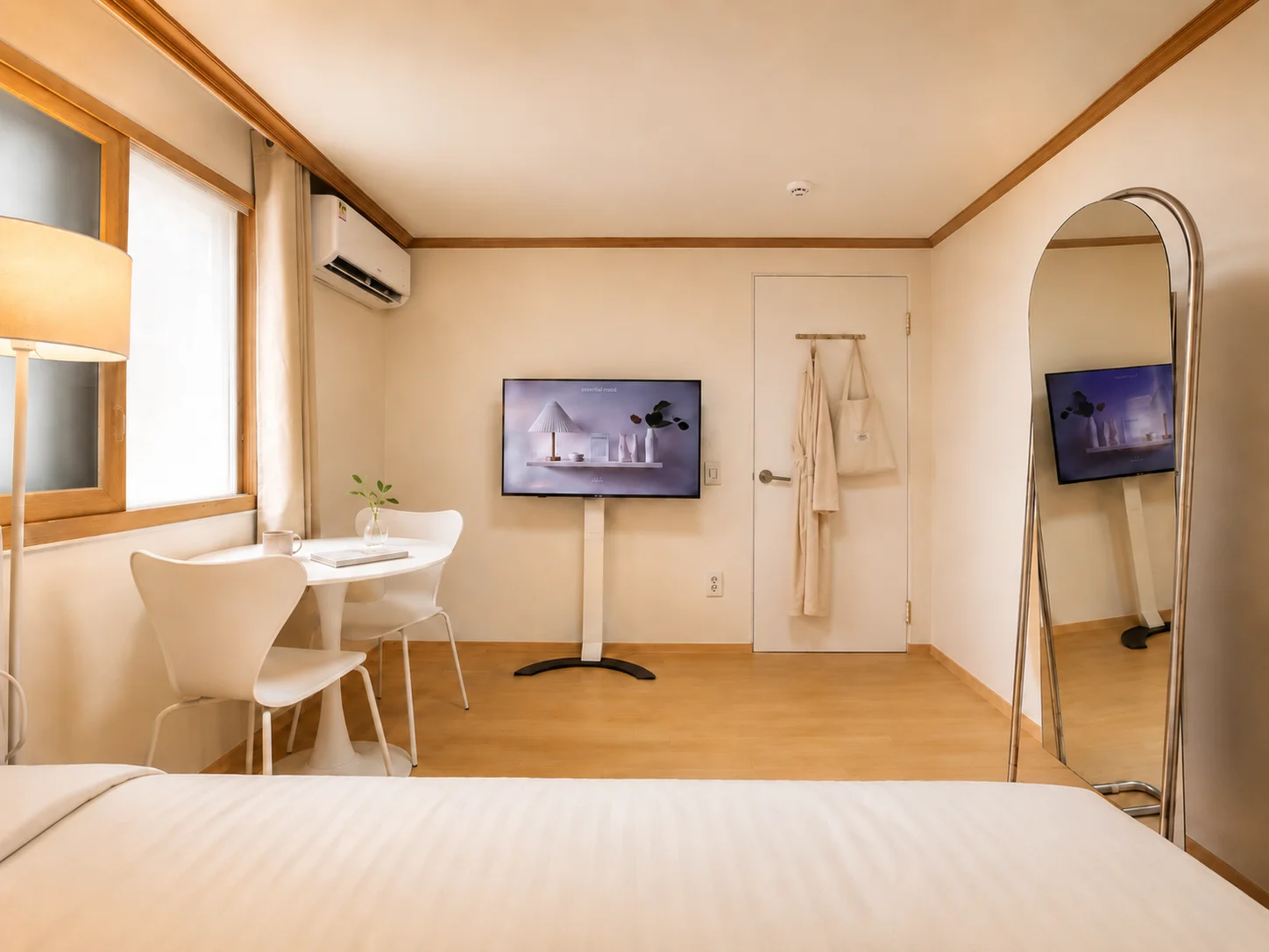 10 mins to Gangnam] 3BR Sunny Home in a Quiet Area