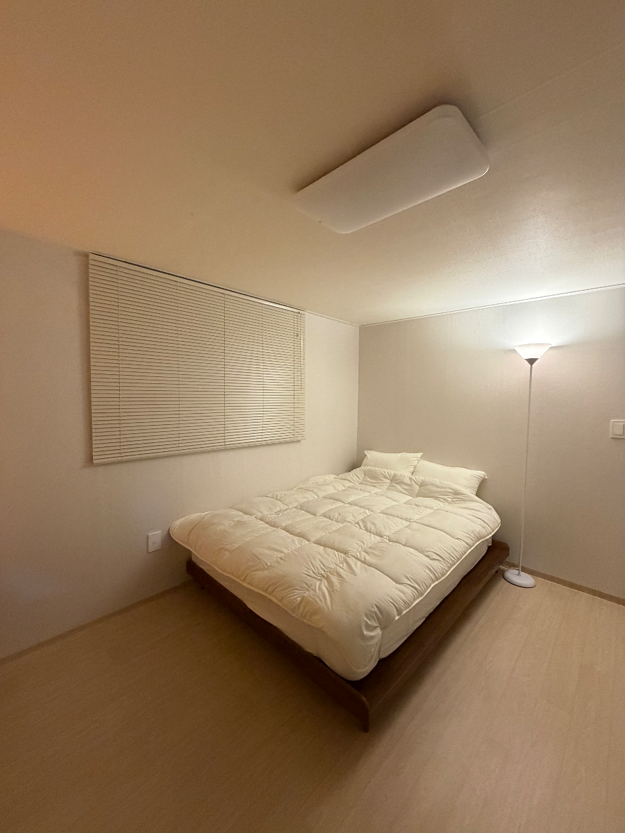 Low-Rise Apartment in Seongbuk, Seoul — 23m², sleeps 2, 1 bath