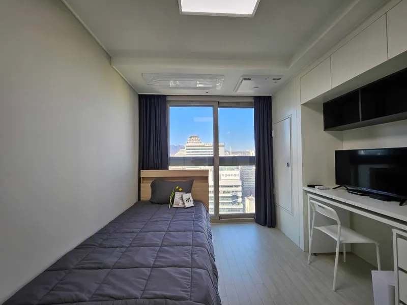 Officetel Studio in Jongno, Seoul — 15m², sleeps 1, 1 bath
