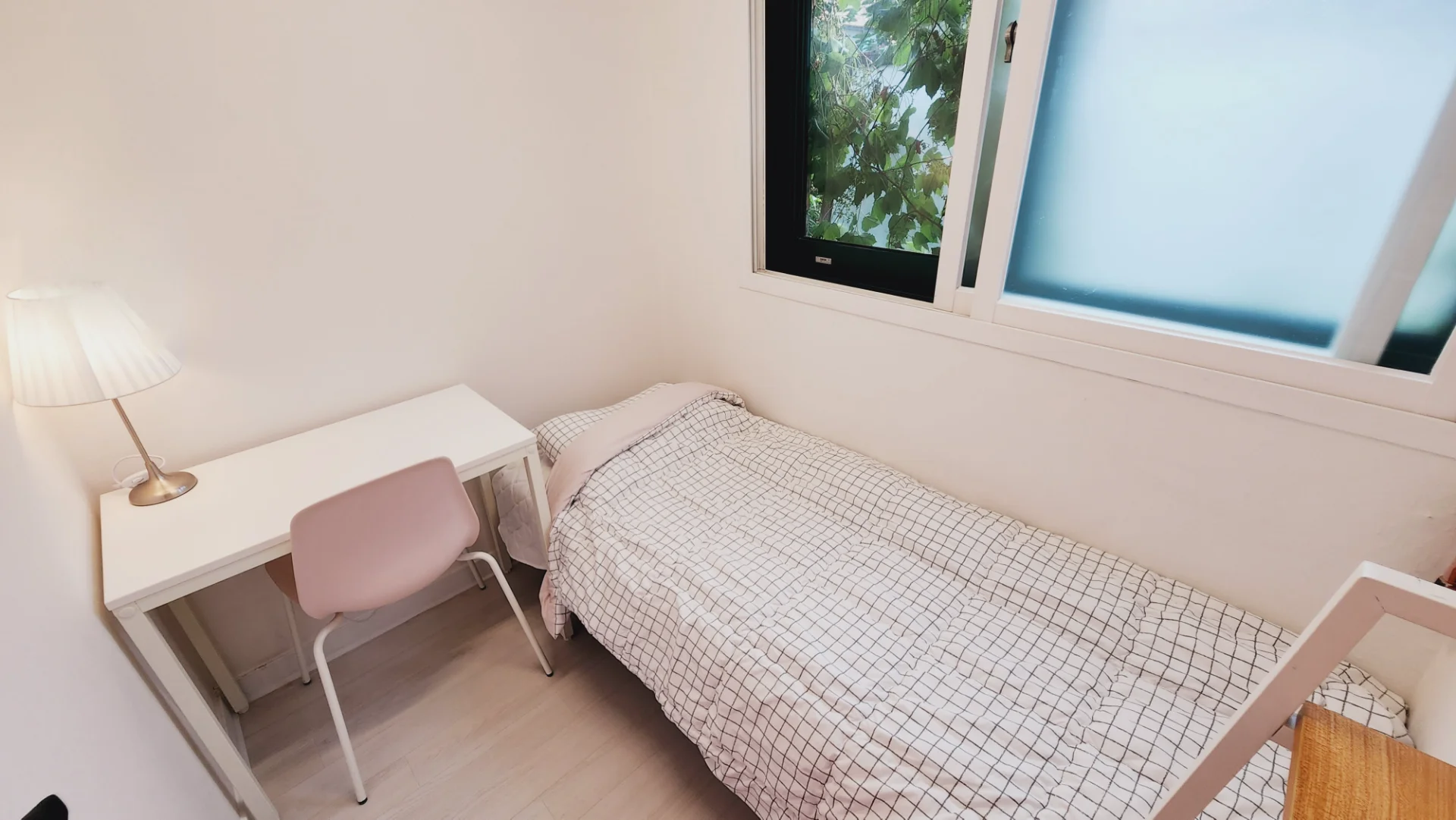 Micro-Studio in Seodaemun, Seoul — 7m², sleeps 1