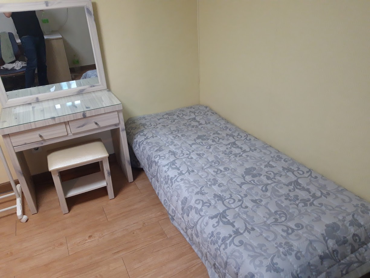 Low-Rise Apartment in Gwanak, Seoul — 12m², sleeps 1, 1 bath