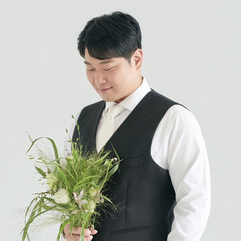 Groom