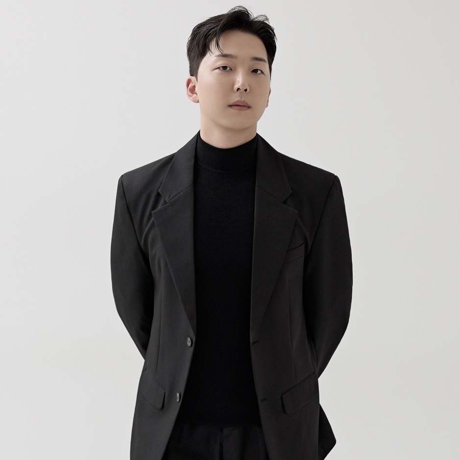 Groom