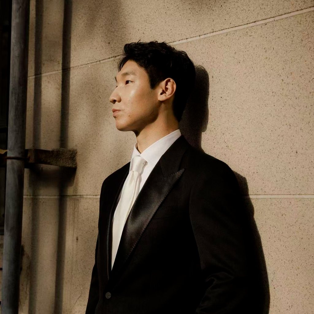 Groom