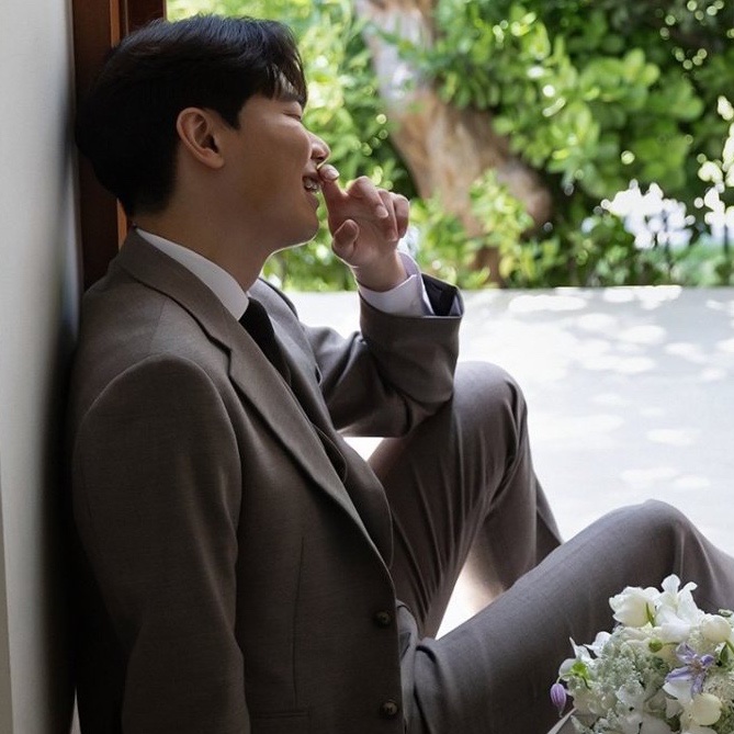 Groom
