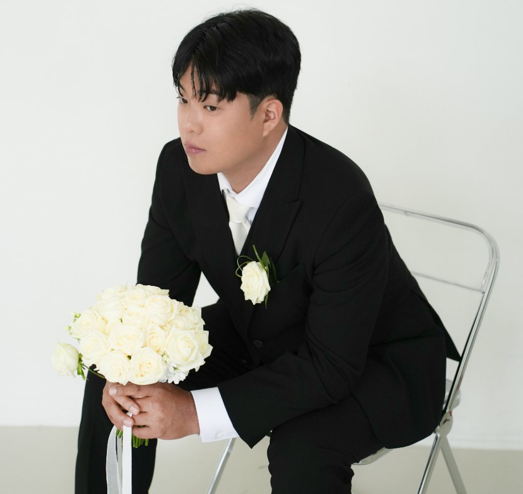 Groom