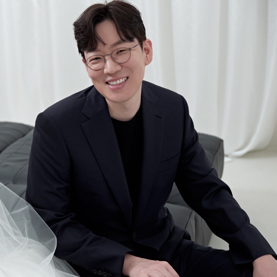 Groom