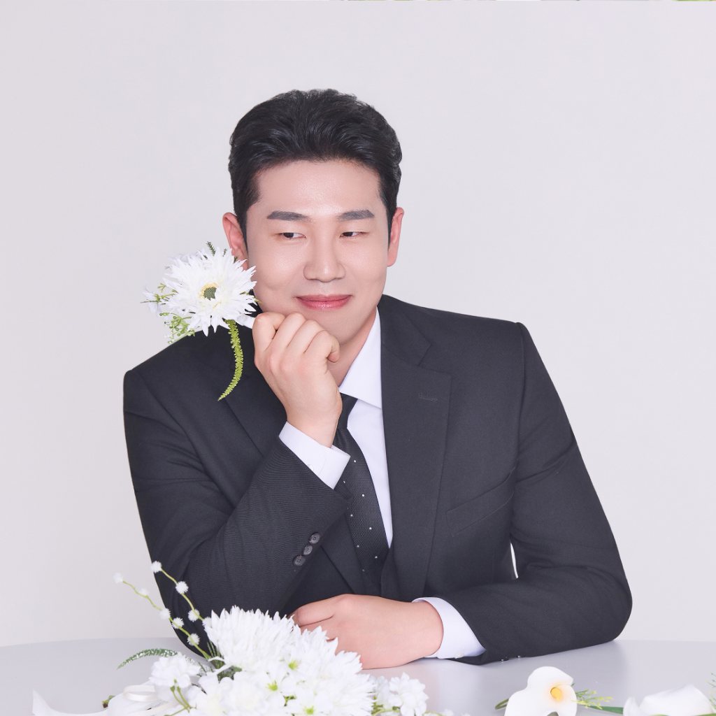 Groom