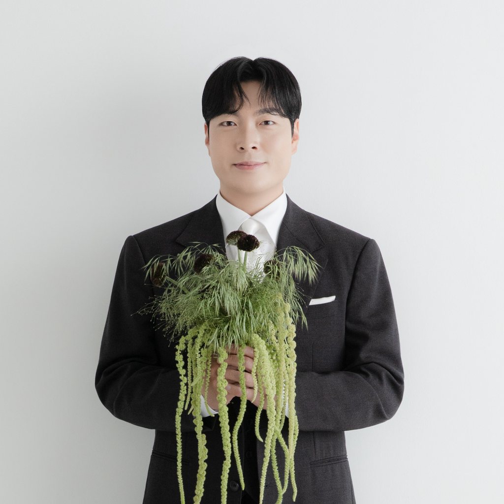 Groom
