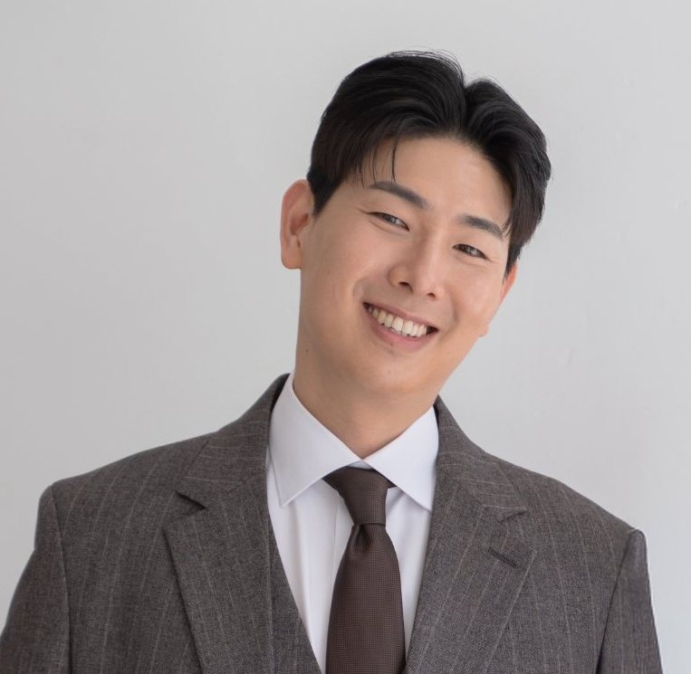 Groom