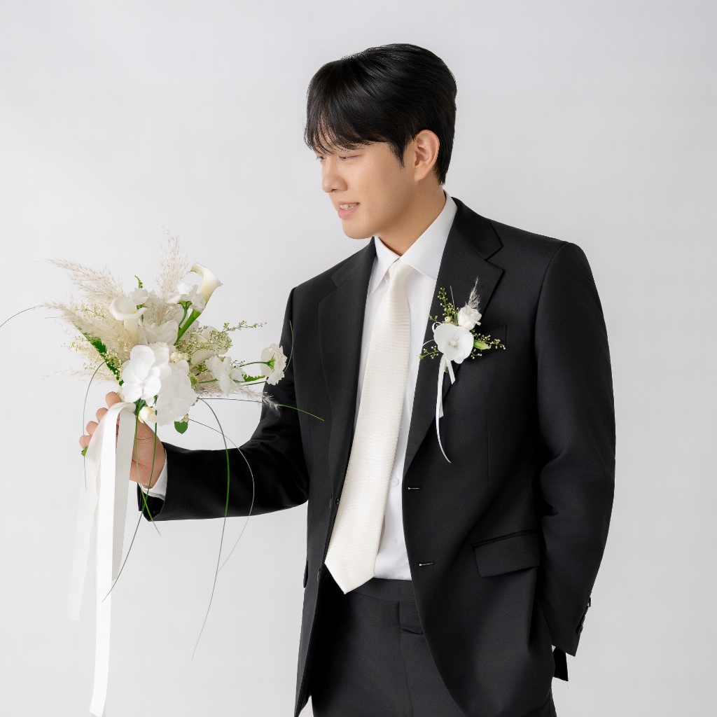 Groom
