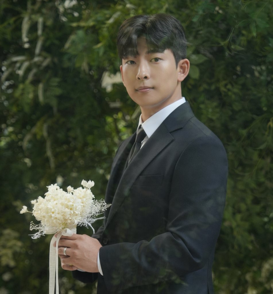 Groom