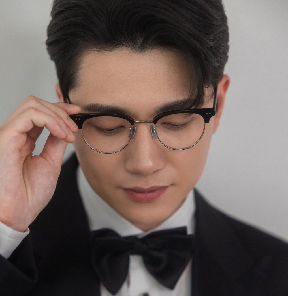 Groom
