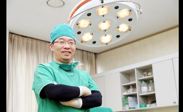“대장내시경, 조기검사가 곧 대장암 예방입니다”