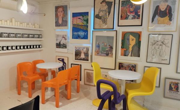 양재천 카페거리 감성 카페 ‘룸서비스301’