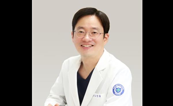 화상성형재건수술 - 콧볼 성형, 기능과 미용 함께 고려해야