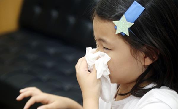 아이가 코피를 자주 흘린다면‘코피 비염’의심해야 할 때