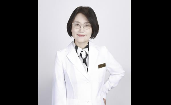 “우리 아이에게 보청기, 너무 이른걸까요?”
