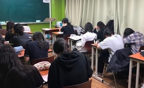 잠실여고 영어 내신 – 영탁영어학원 1등급 배출의 명문으로 입지 구축
