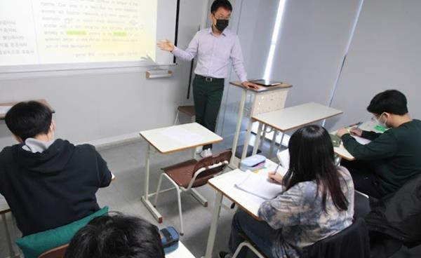 수성구 굿샘 영어학원 칼럼 - 영어 문법 독해와 작문 대구 고교학점제 영어공부법