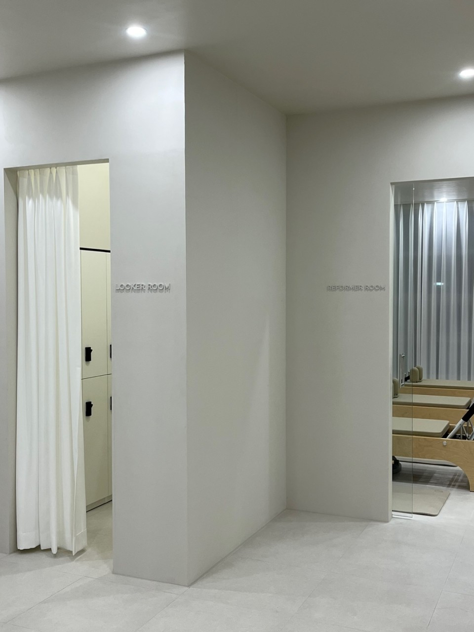 place-image