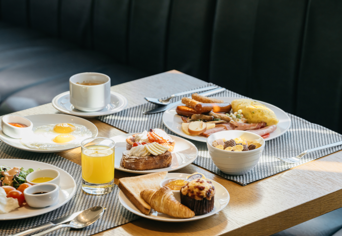 BREAKFAST 680X470