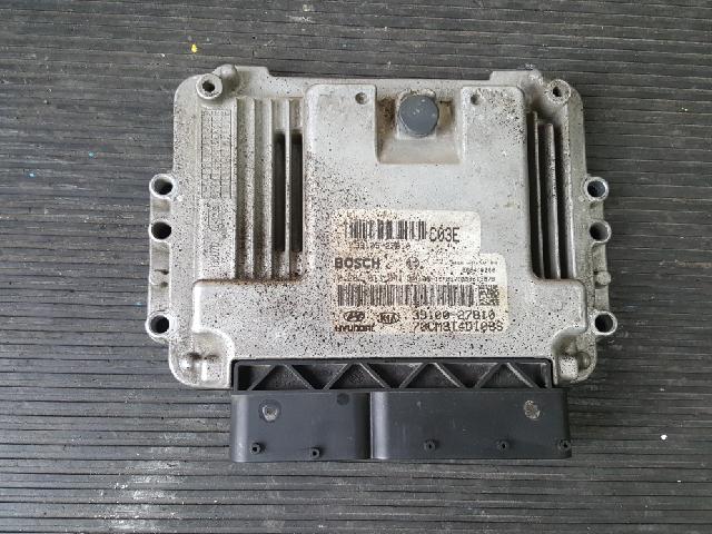 ECU Electronic Control Unit  Hyundai Santa Fe CM