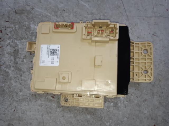 지파츠 자동차 중고부품 퓨즈박스,실내