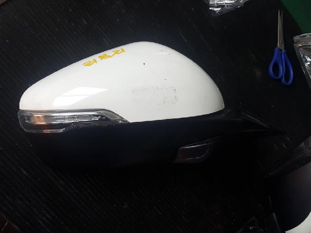 지파츠 자동차 중고부품 사이드미러,백미러