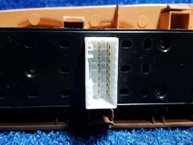 지파츠 자동차 중고부품 파워윈도우스위치