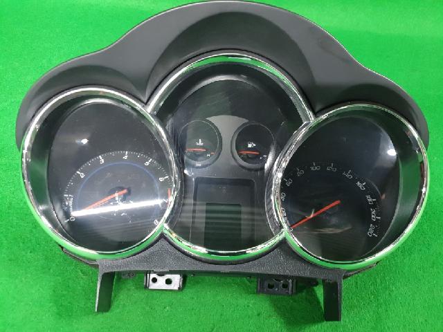 Щиток приборов (спидометр)  Chevrolet/GM Daewoo Cruze5