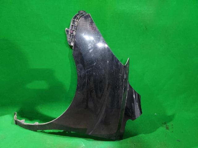 Front Fender (left)  Hyundai Grand Starex