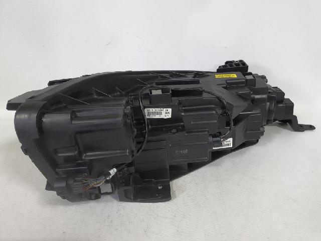 Headlight (LH) Kia Cadenza Premier 2020 (Used). 92101G0500 8 6