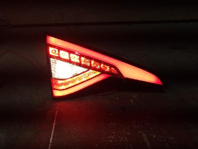 지파츠 자동차 중고부품 92403-C1200 백피니셔,트렁크등