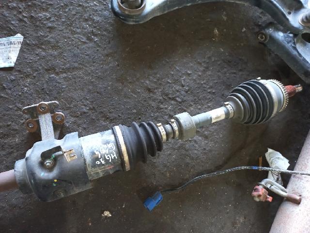 Front Wheel Drive (right)  Hyundai Grandeur HG