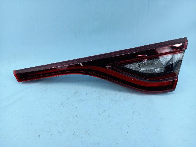 Back Finisher Trunk Light (left)  Renault Samsung XM3