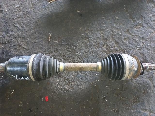 Front Wheel Drive (left)  Chevrolet/GM Daewoo Orlando