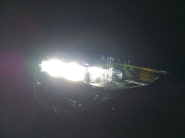 Head Lamp (right)  Renault Samsung XM3