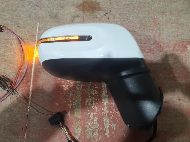 Side Back Mirror (right)  Kia The New Kia Ray 시그니처