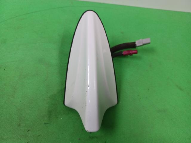 Antenna  Hyundai Santa Fe DM diesel(e-VGT) 2.0 4WD 익스클루시브