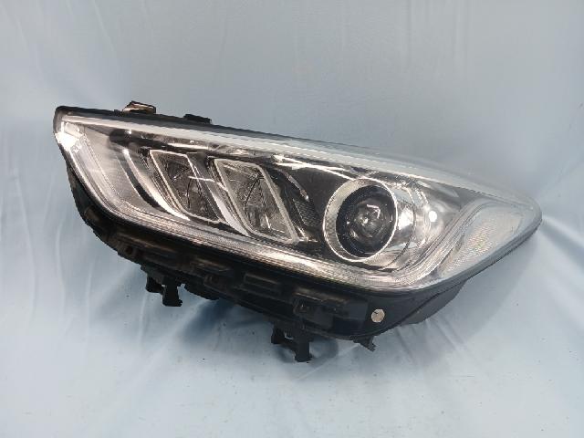 Head Lamp (left)  Genesis Genesis EQ900